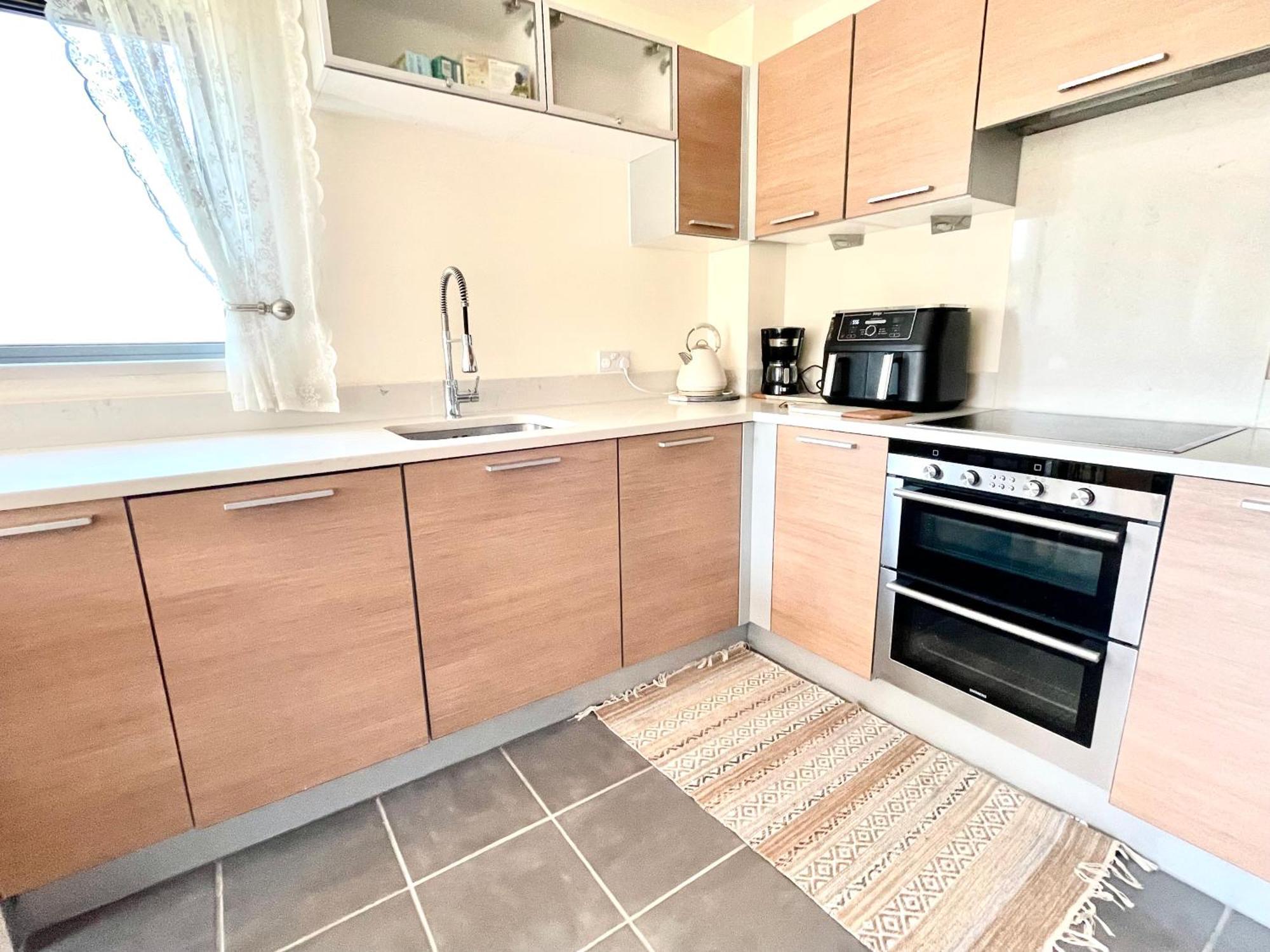 Luxury 2 Bedroom Apartment- Lake View - Free Parking - Wembley Stadium 5Km ロンドン エクステリア 写真